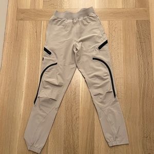 Under Armour UA Men's Unstoppable Cargo Pants Size Small Khaki